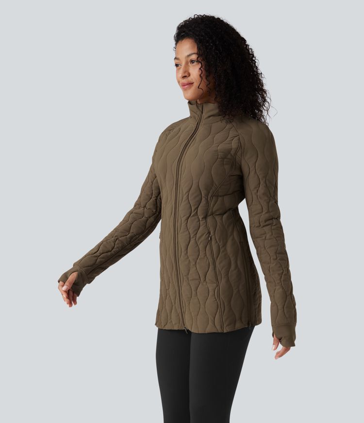 steppjacke mit hohem kragen langen Ärmeln daumenlöchern reißverschluss und taschen