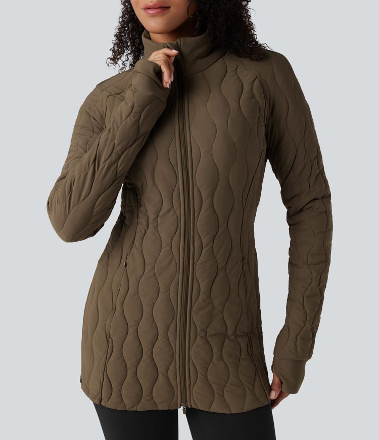 steppjacke mit hohem kragen langen Ärmeln daumenlöchern reißverschluss und taschen